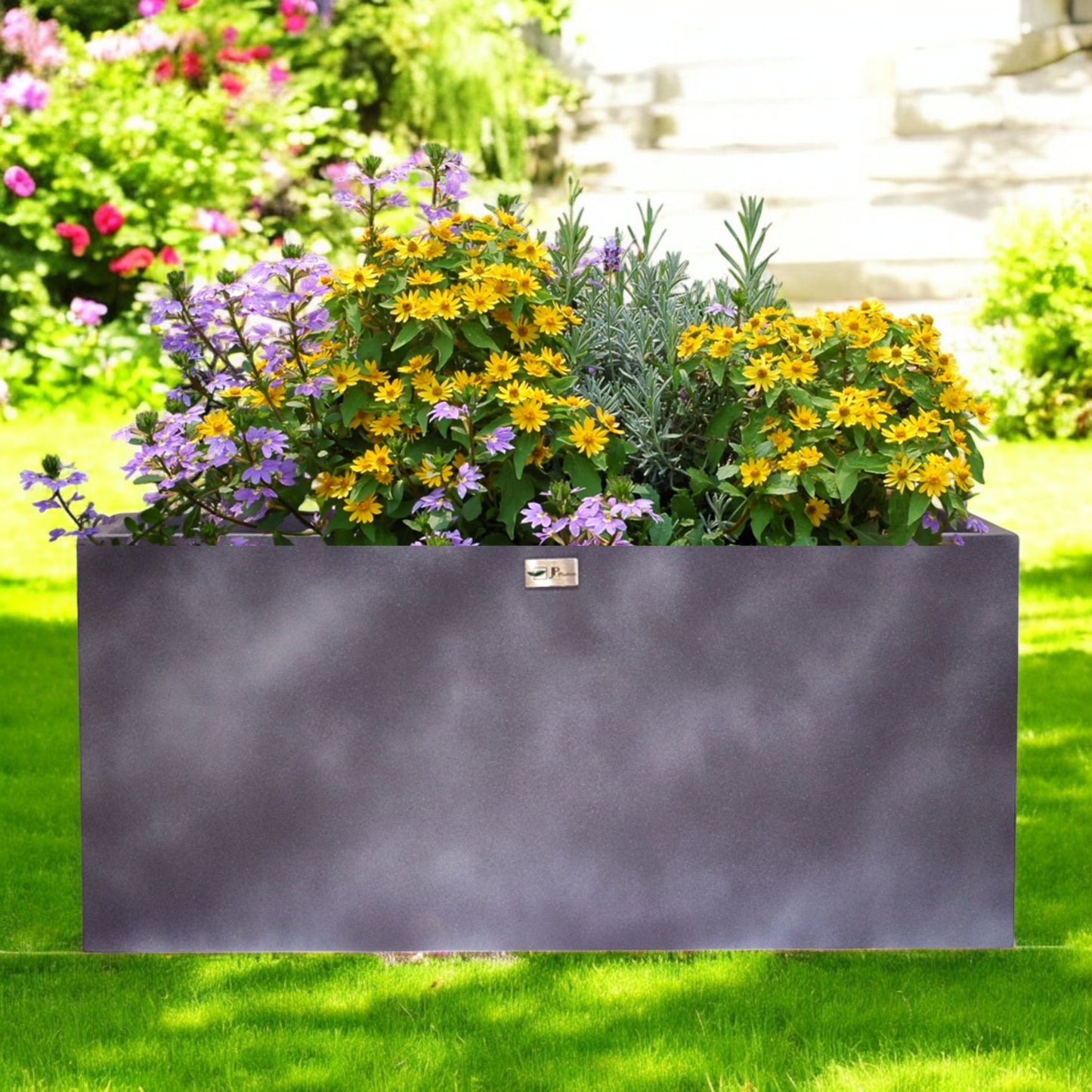 Naples Classic Concrete Planter