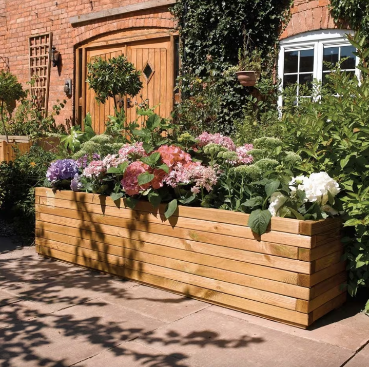 The Pros and Cons of Fiberglass Planters