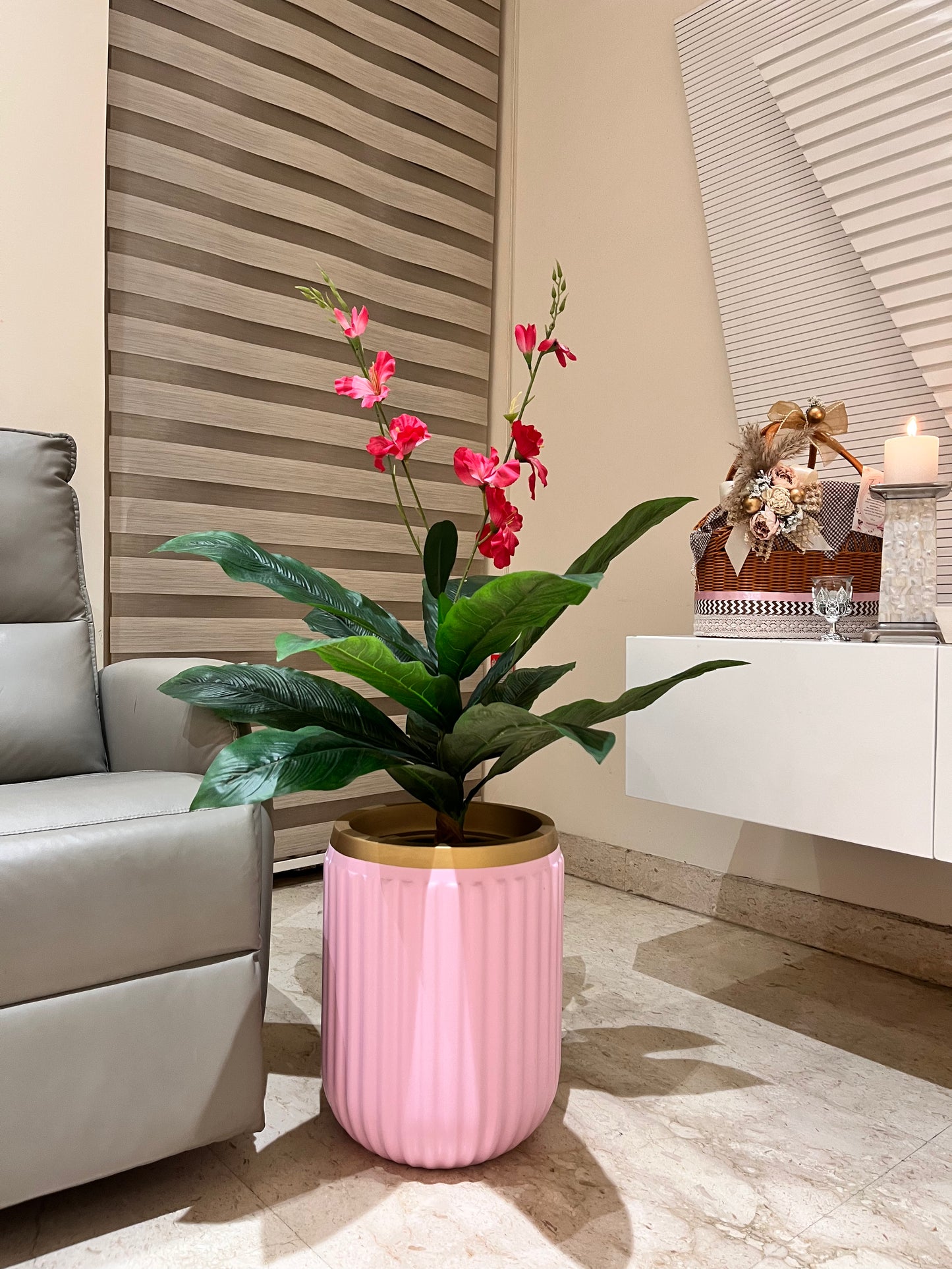 Seoul Luxurious Style Planter