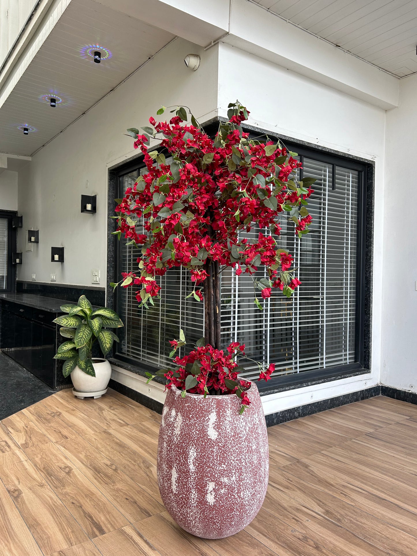 Large Austin Flower Pot