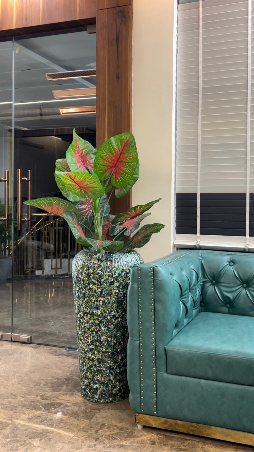 Osaka Tall Textured Planter