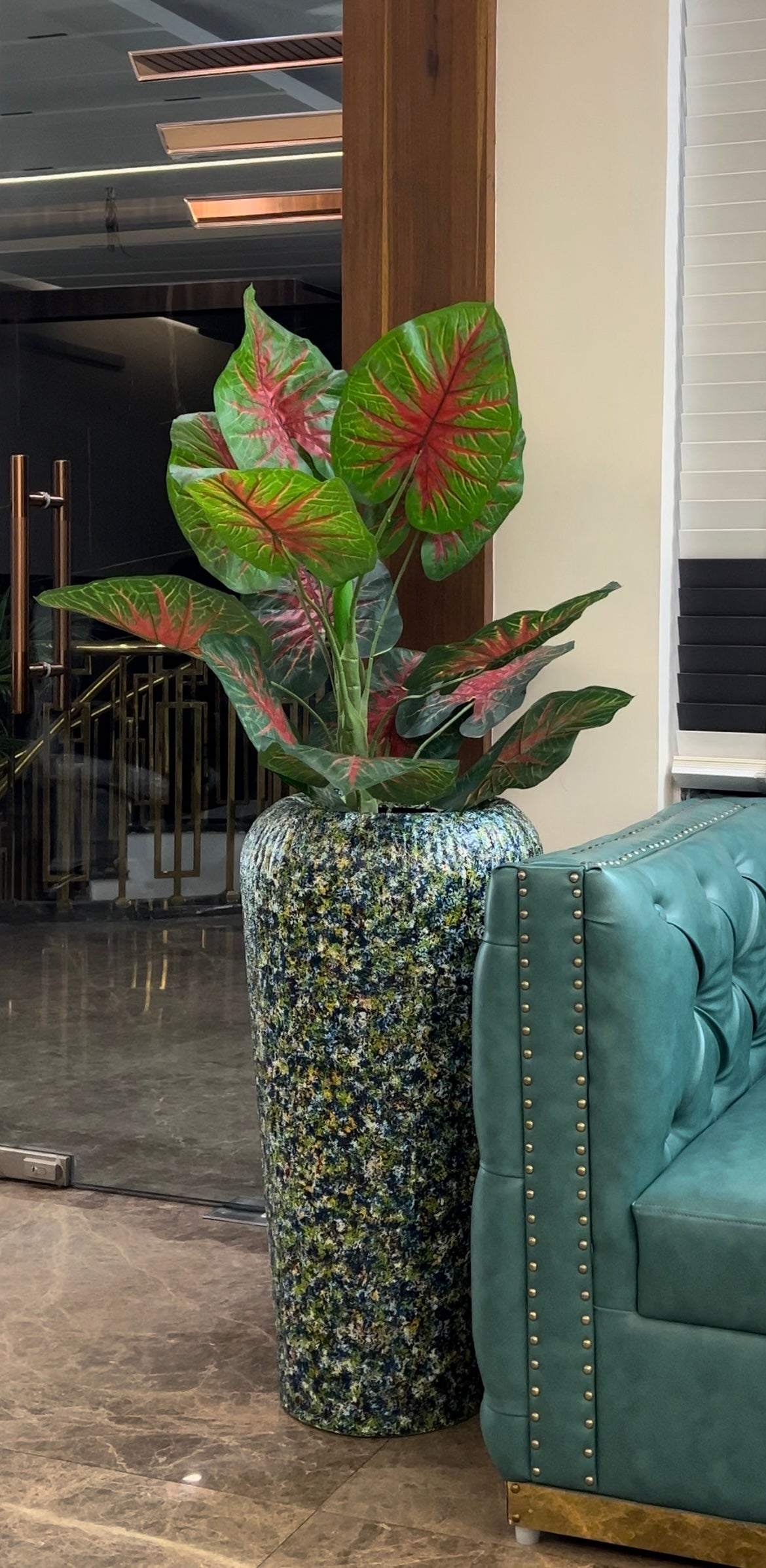 Osaka Tall Textured Planter