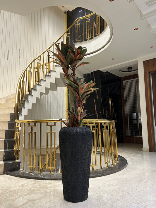 Osaka Tall Textured Planter